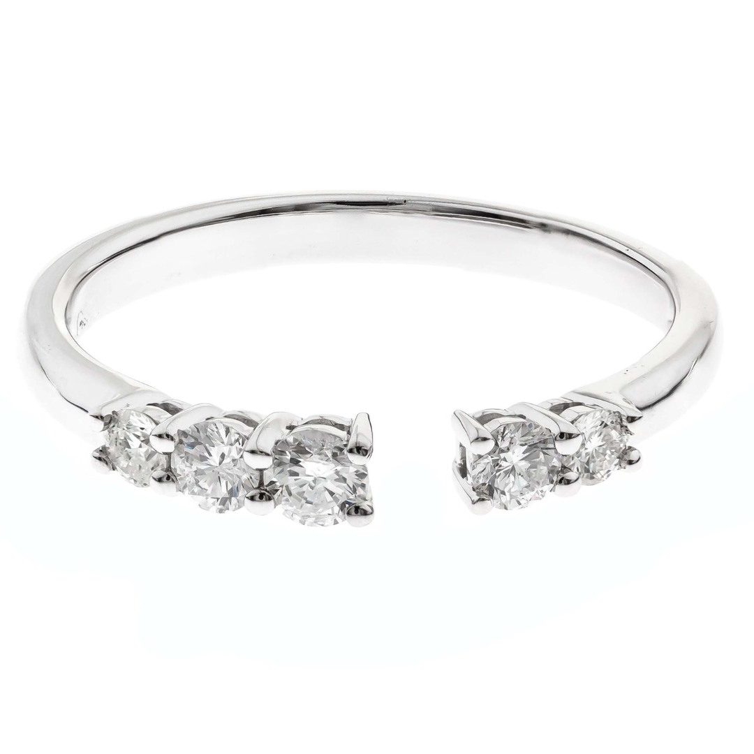 14K WHITE GOLD DIAMOND RING