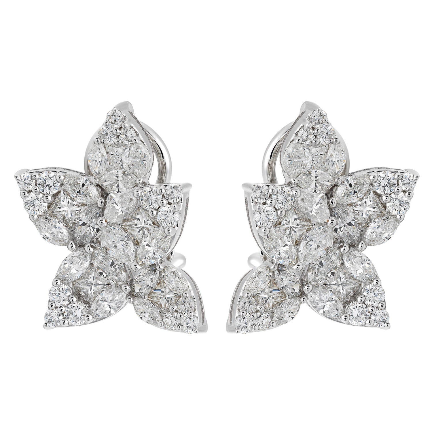 18K WHITE GOLD DIAMOND EARRING