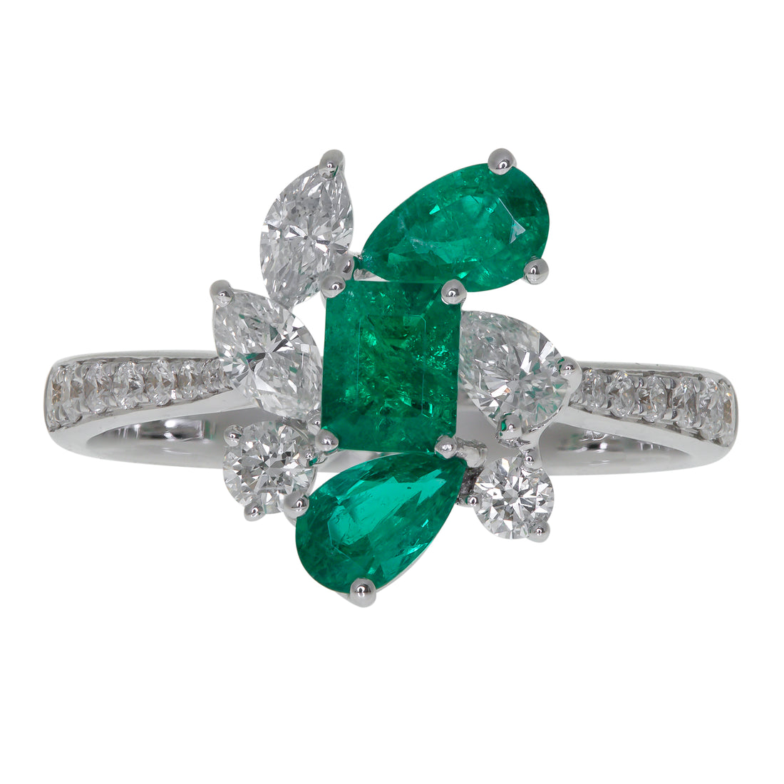 18K WHITE COLOMBIA EMERALD RING